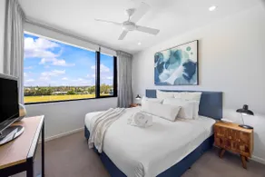 Beachside walkable | Pool & Parking in Mooloolaba - Image 2