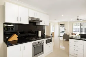 Spacious Sunnybank 3BR | Train & Shops | 1144D3 - Image 3