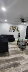 Contemporary Comfort Townhouse - Image 2
