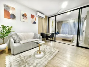 Modern 1BR Retreat- Pool, Gym & Free Parking, WiFi - Image 2