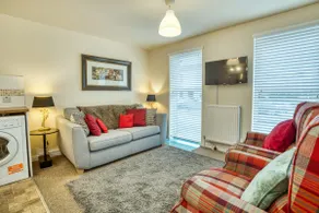Charming & Comfortable Home | Free Parking - Image 3