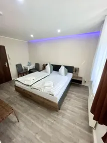 Korfu Guesthouse Chemnitz - Image 3