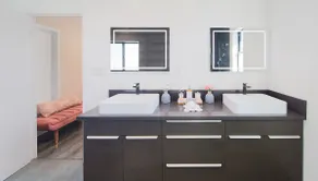 Quiet Family Comfort in Culver City: Safe LA Stay - Image 3