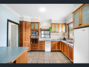 Cosy, Family-Friendly Home – 3 Bedrooms, 2 Baths - Image 3