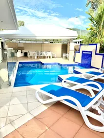 Luxury House on Clifton Beach with Heated Saltwater Swimming Pool - Image 5
