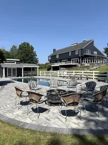 Countryside Getaway with Pool, Hot tub, Movie Room - Image 2