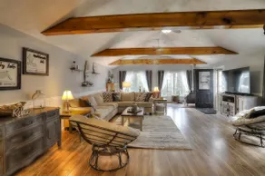 Spacious Well-Stocked Downtown Home - Pet Friendly - Image 2