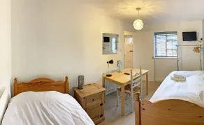 Greenstone Apartment - Image 5
