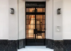 Luxury Bauhaus - 203, in the heart of Athens - Image 2