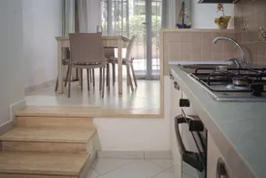 Modern and elegant apartment - Image 3
