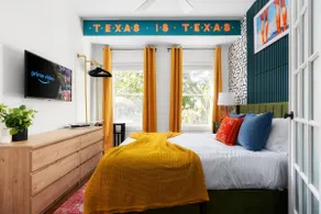 (N)ATX Luxe-Heated Pool+Arcade+Theater+Fire Pit - Image 5
