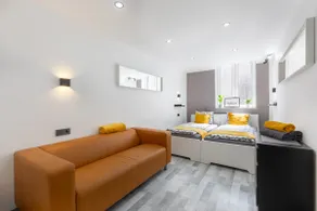 4BR MODERN DESIGN FREE-BEER & BREAKFAST AIRCO - Image 2
