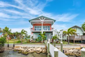 Coral House - Island Retreat -Boater's Paradise- - Image 2