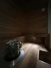 Hidden Gem with Private Sauna, In City Center - Image 2