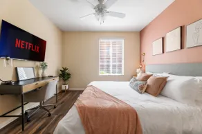 Chic 1BD Escape in OC | Near Disney & UCI + Patio - Image 3