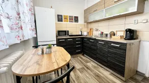 Black Lotus 1 I Downtown Apartment I Free Parking I 24hr Access - Image 4