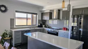 Family hideaway - Image 2