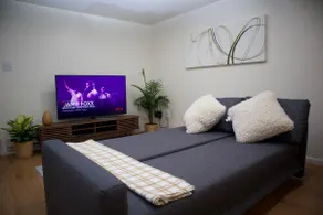 Cozy Home Away from Home - Image 2