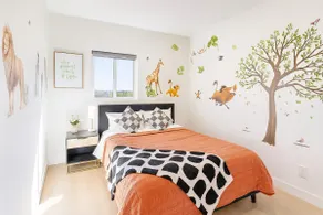 S2 Charming Home • 5 Mins to Disneyland Parking - Image 5