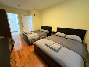 Charming 3B2B Condo III Near Beach - Image 3