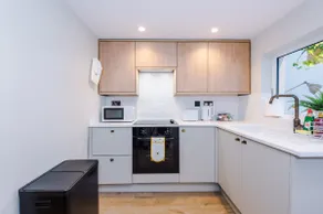 Foden's House by YourStays - 2 Bedroom Cottage in Sandbach with gorgeous dining room extension, High end finish - Image 4