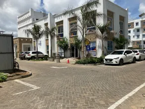 Buxton Apt| AC | 2 Bedrooms| Pool| Central Mombasa - Image 5