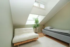 Scandinavian attic apartment in the city center - Image 5