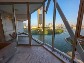 Iconic Bahrain Bay Penthouse Full Sea & Four Seasons View - Image 2