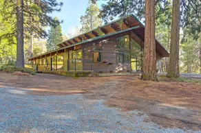 Snowline Lodge with Indoor Pool! - Image 3