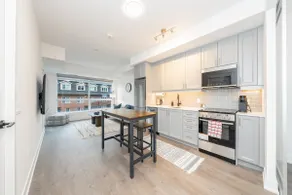 Spacious 2BR Gym Oakville 65”TV Custom Design - Image 5