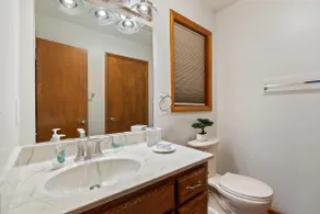 Moodyjoy Townhouse – Close to Everything! - Image 5