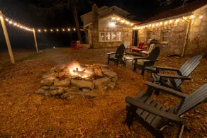Rock Bluff Cabin - Image 2