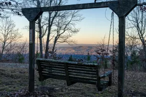 Rock Bluff Cabin - Image 3