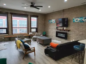 Renovated Loft on Milwaukee Ave - Image 4