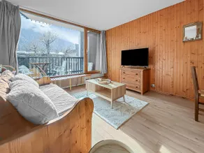 Mont Blanc view, balcony and private parking - Image 4