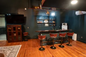 Speakeasy Bundle | Suite & Loft in Downtown Utica - Image 4