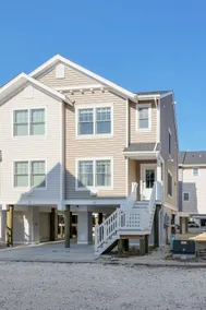 Mantoloking Luxe Beach Home - Image 3
