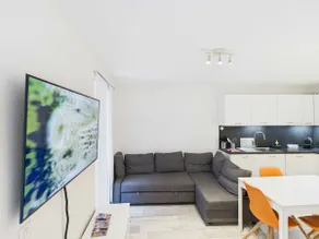 Charming Village Apt with Courtyard - Image 5