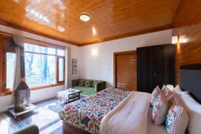 StayVista at Crystal Creek 2BR villa in Gulmarg with Free Breakfast - Image 5