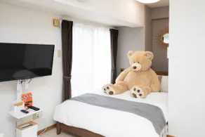 A 4-minute walk from Biei Station! The top floor is full of cuteness! Accommodation where you can stay with bears! - Image 2