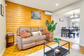 12min to Playground | Free Prkng | King Bed | Pool - Image 2