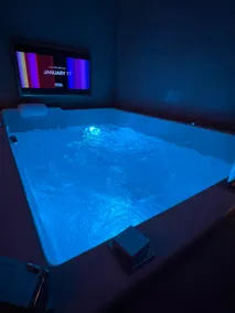 Bohemian & Hot Tub - Image 5