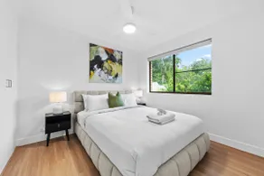 Renovated 2BR in Quiet Toowong Street w/ Car Park - Image 4