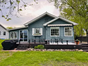 Lake Place Vacation Home - Image 2
