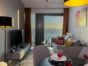 Urban Apartments Global No 18.02, Garage - Image 5
