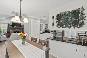 Garden City Hideaway | Quiet Cozy Retreat - Image 5