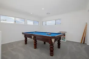 Shoreline Luxe—Refined Beachside Elegance with Spa - Image 5