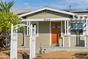 2BR+2BA | Hot Tub, Sauna, BBQ, Free Parking! - Image 2