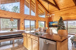 Mountain Retreat | 7 Acres | Arcades | Hot Tub - Image 4