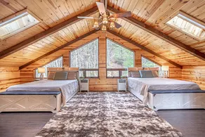 Mountain Retreat | 7 Acres | Arcades | Hot Tub - Image 5